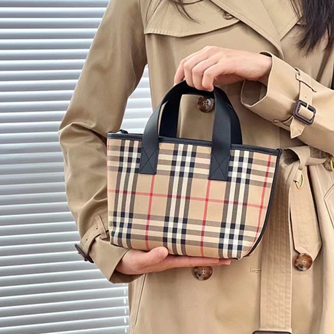 burberry freya vintage check canvas leather trim medium tote bag